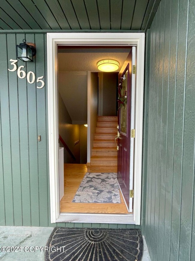 3605 Burl Ct - 3