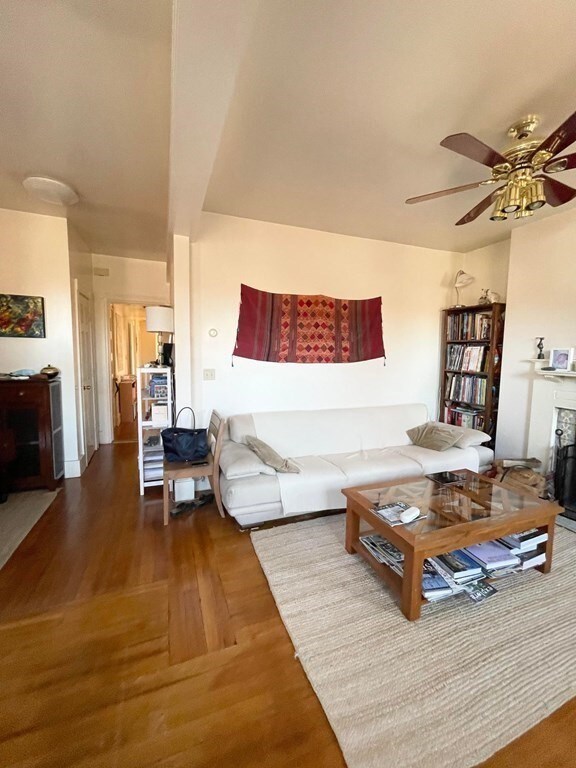 31 Linden Place unit 6, Brookline, MA 02445 - photo 4