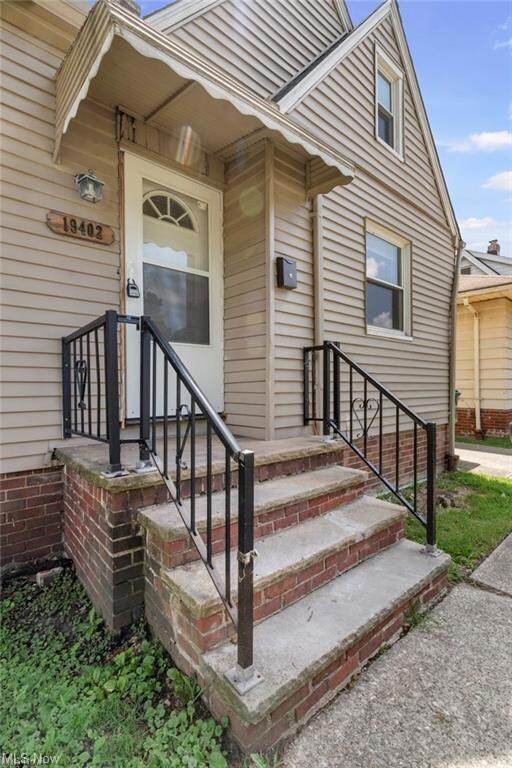 19402 Maple Heights Blvd, Maple Heights, OH 44137 - photo 4