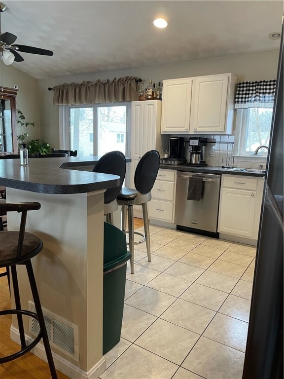 152 Coburn St, Warwick, RI 02889 - photo 5