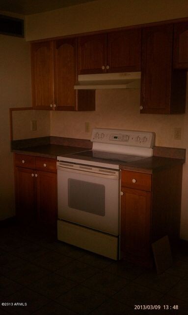 11223 W ELK ELECTRIC STOVE