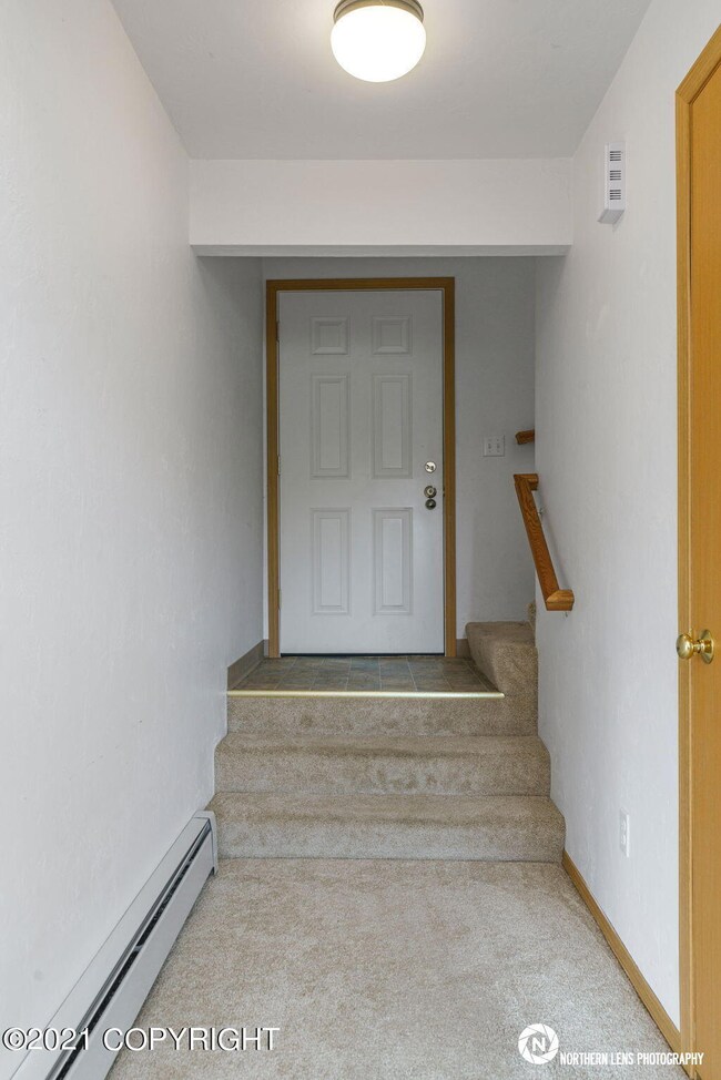 Entry_Stairway_1