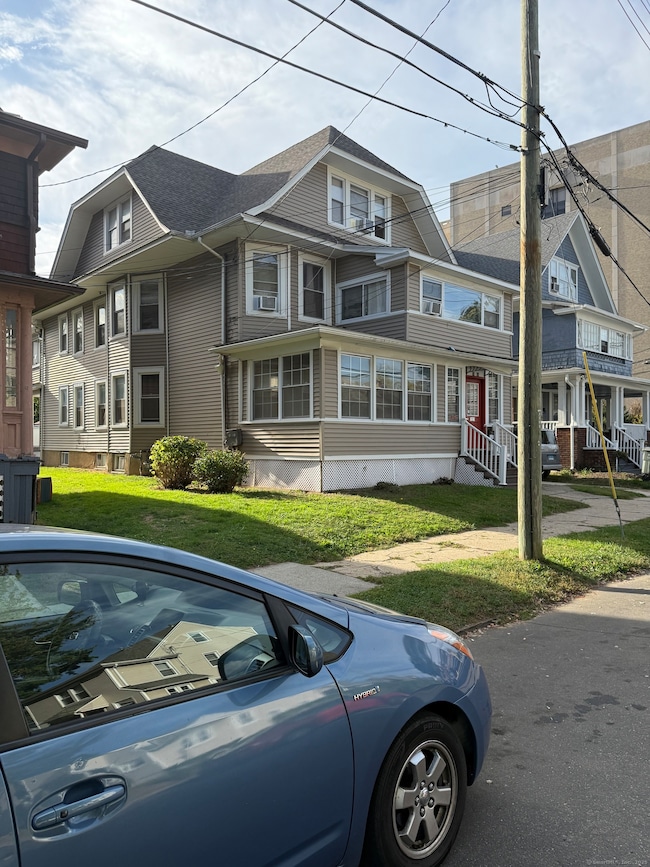 59 Myrtle Ave unit 61, Bridgeport, CT 06604 - photo 2