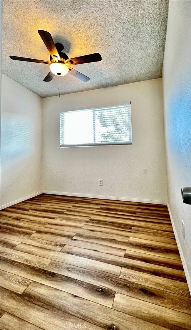 16342 Lorene Dr, Victorville, CA 92395 - photo 7