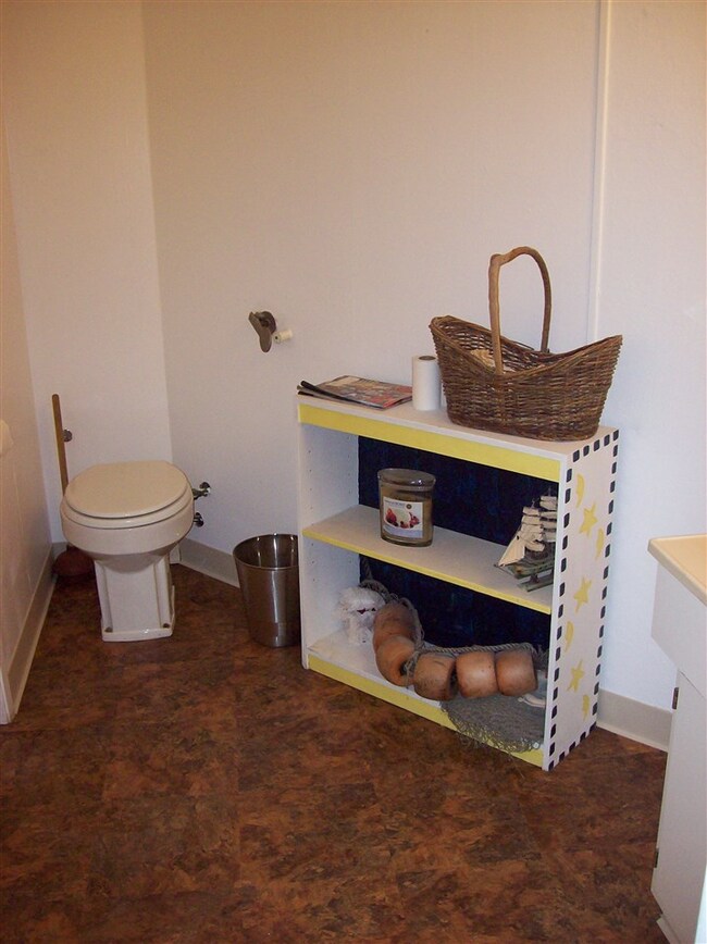 527 Salnave Rd, Cheney, WA 99004 - photo 6