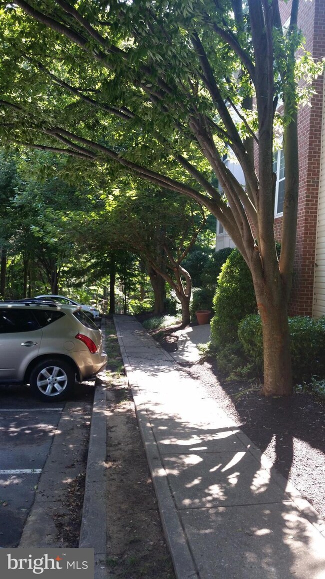 5132 Stone Shop Cir unit 5132, BUILDING 4, Owings Mills, MD 21117 - photo 3