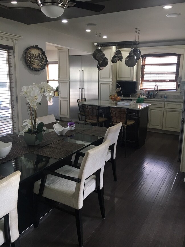 5420 W Hawthorne Ave, Berkeley, IL 60163 - photo 7