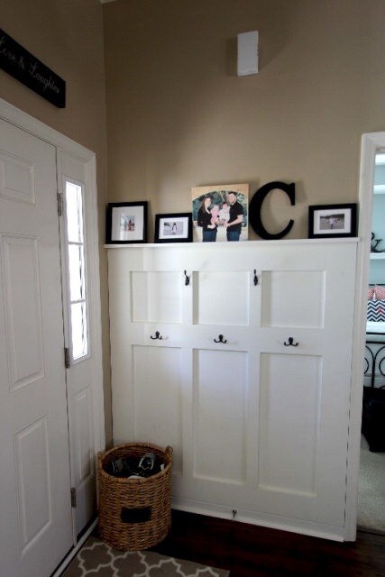 Foyer/Mud Bench