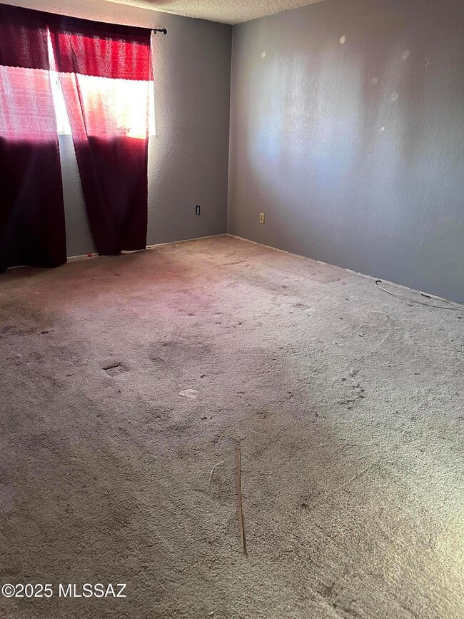 2418 S Palm Springs Dr, Tucson, AZ 85710 - photo 4