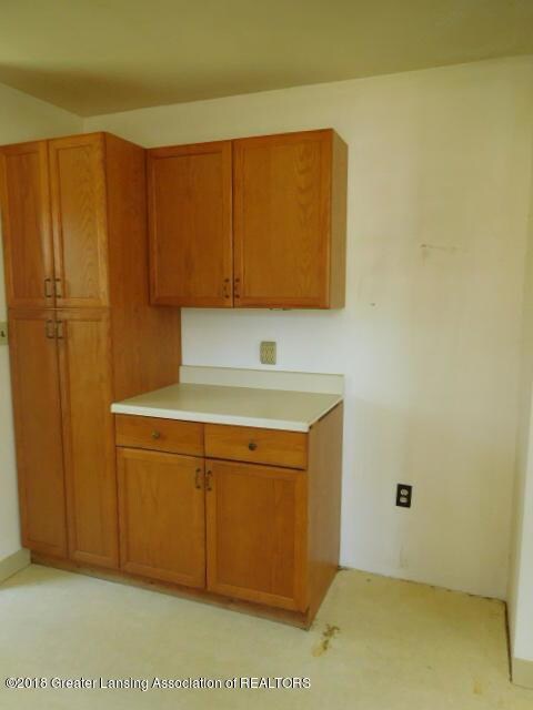 1022 Bensch St, Lansing, MI 48912 - photo 4