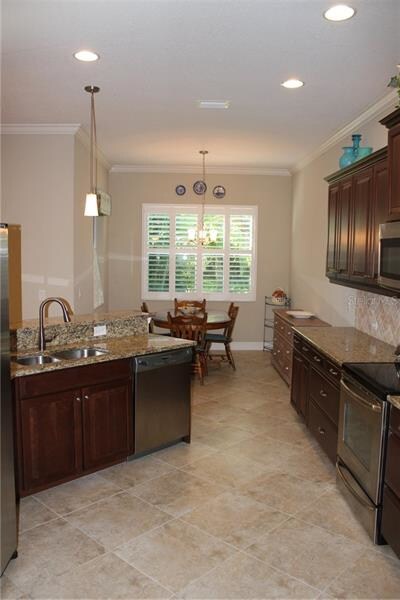 Diagonal tile for easy cleaning and plantation shu