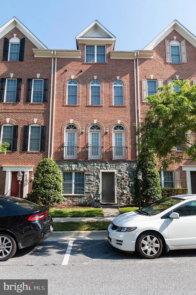 639 Hurdle Mill Place, Gaithersburg, MD 20877 - photo 2