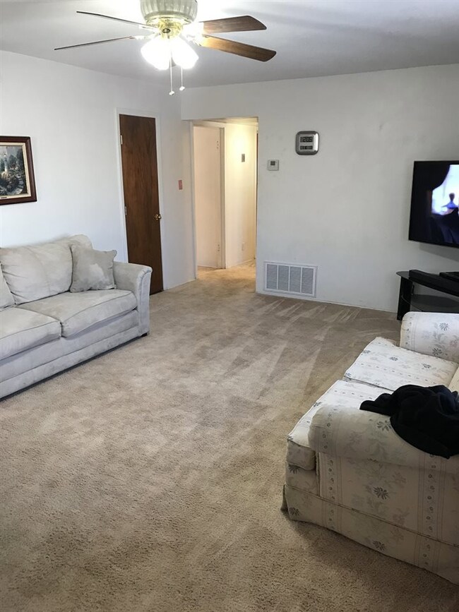 1700 Van Ct, Alamogordo, NM 88310 - photo 3