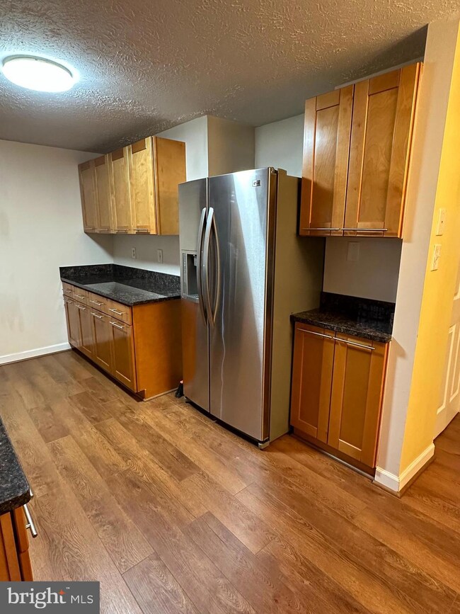 19311 Midridge Rd, Germantown, MD 20876 - photo 7