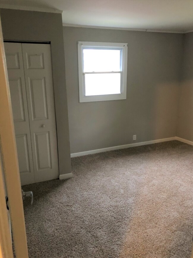 59 Birch St, Carpentersville, IL 60110 - photo 6