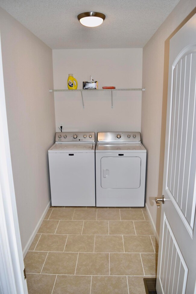 645 Illinois Ave, Dayton, TN 37321 - photo 6