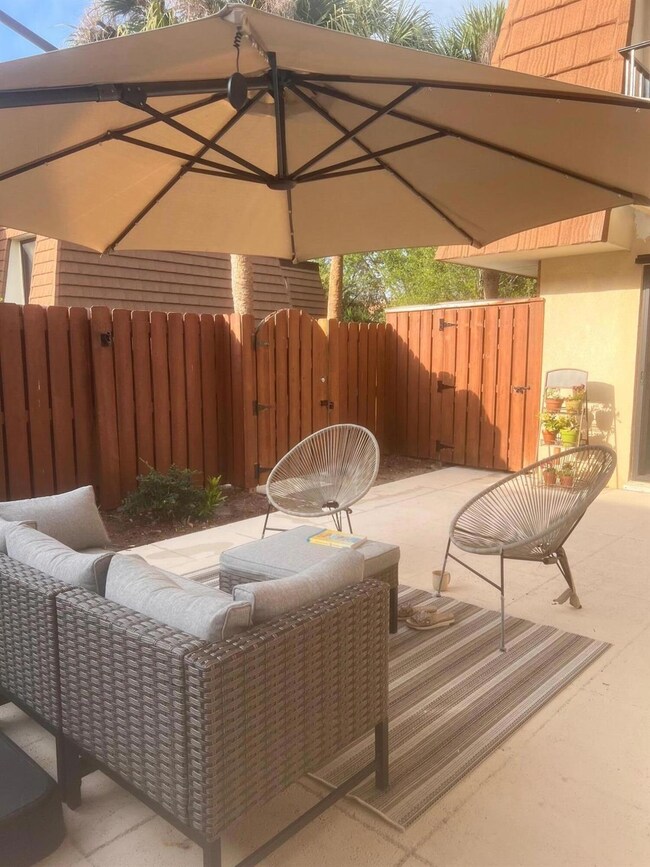 3105 31st Ct unit 130-D, Jupiter, FL 33477 - photo 2