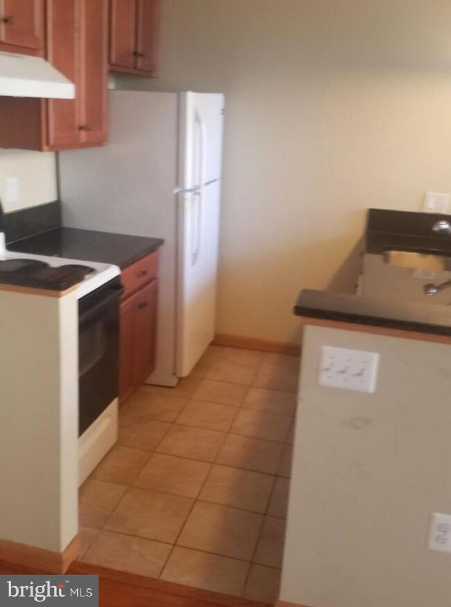 606 N Eutaw St unit D, Baltimore, MD 21201 - photo 2