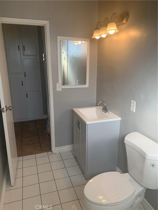 640 N 3rd Ave unit C, Upland, CA 91786 - photo 5