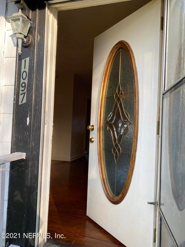 1097 Mcduff Ave S, Jacksonville, FL 32205 - photo 2