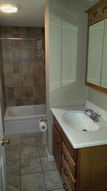 28 Lexington St, Fall River, MA 02723 - photo 7