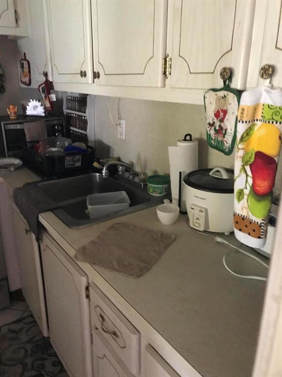 67 Coventry C, West Palm Beach, FL 33417 - photo 6