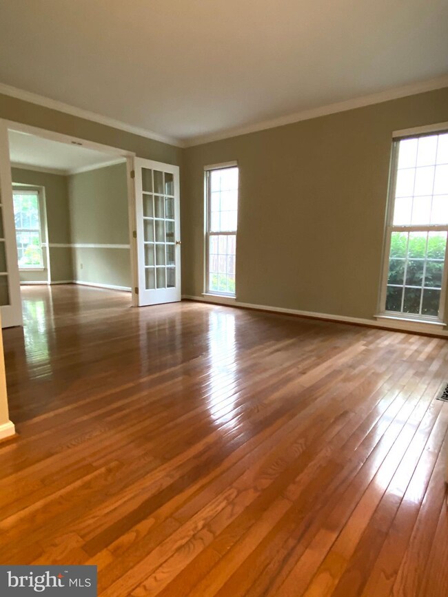 3704 Martins Dairy Cir, Olney, MD 20832 - photo 4