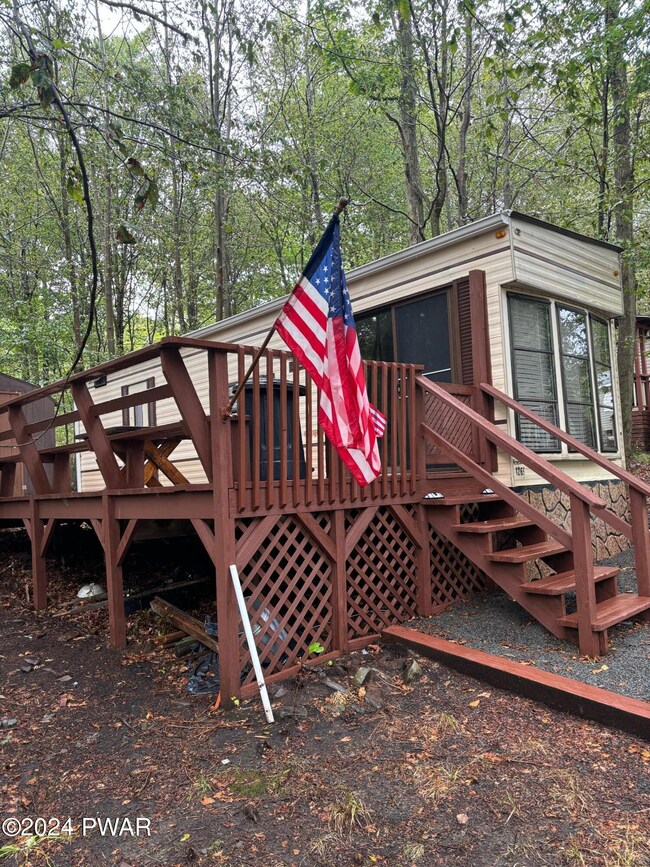 931 Coyote Ct, Covington Township, PA 18444 - photo 2