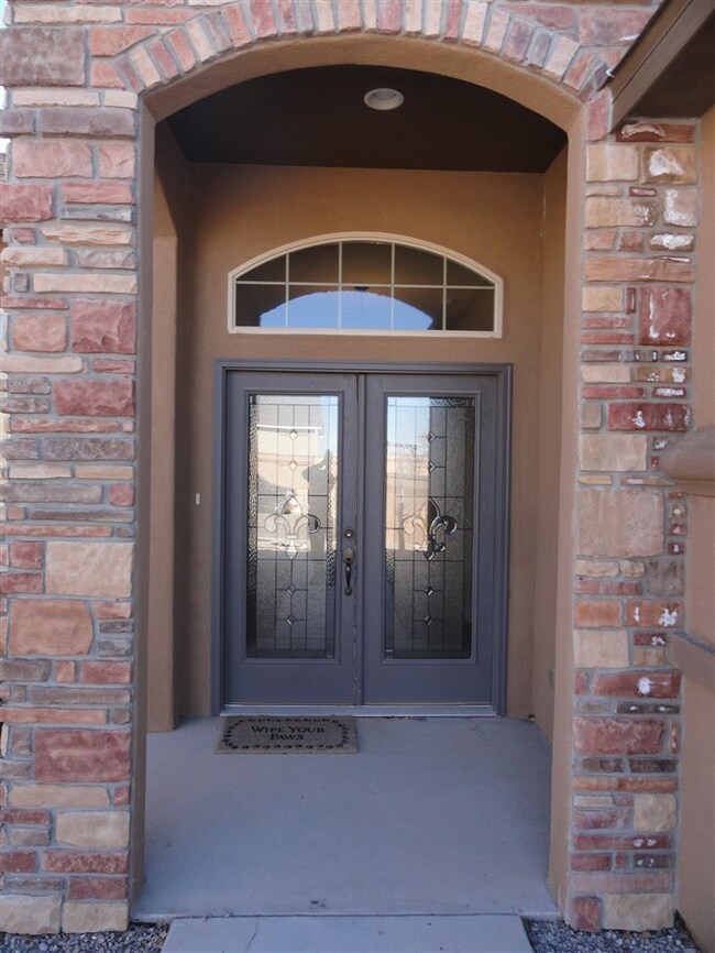 800 Silverado, Alamogordo, NM 88310 - photo 2