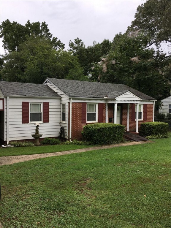 854 Greenville St, Pendleton, SC 29670 - photo 3