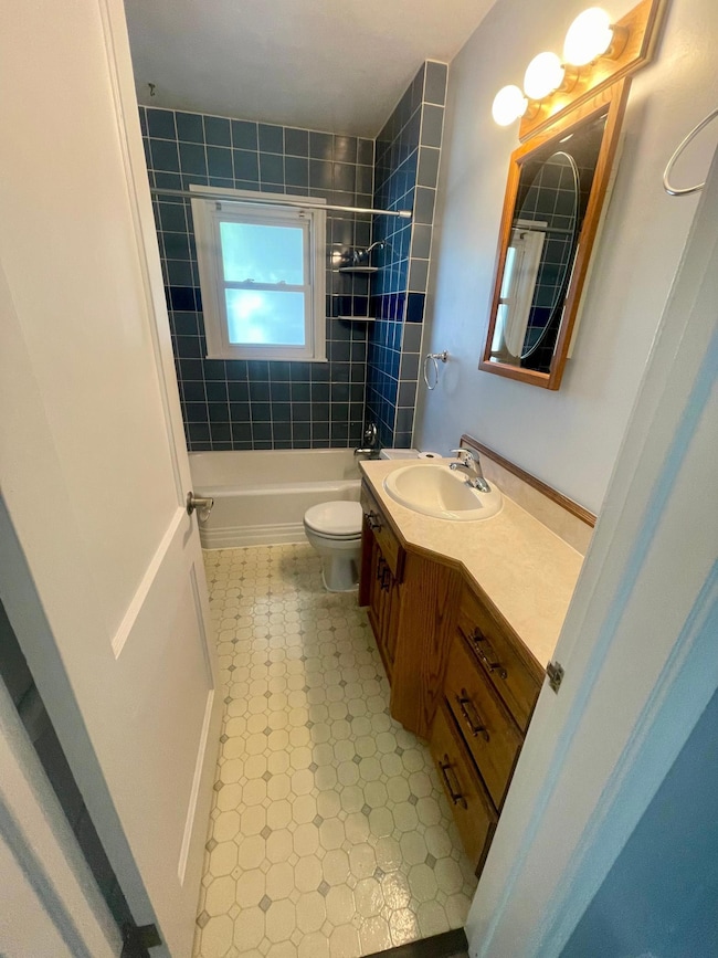 1630 7th St N, Fargo, ND 58102 - photo 5