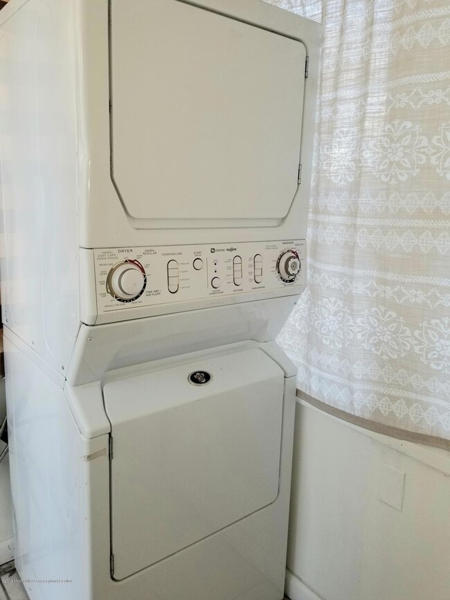 BAYSHORE WASHER AND DRYER