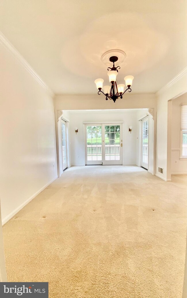 15129 Middlegate Rd, Silver Spring, MD 20905 - photo 6