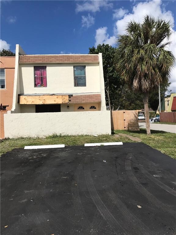 unlisted-address, Tamarac, FL 33321 - photo 2