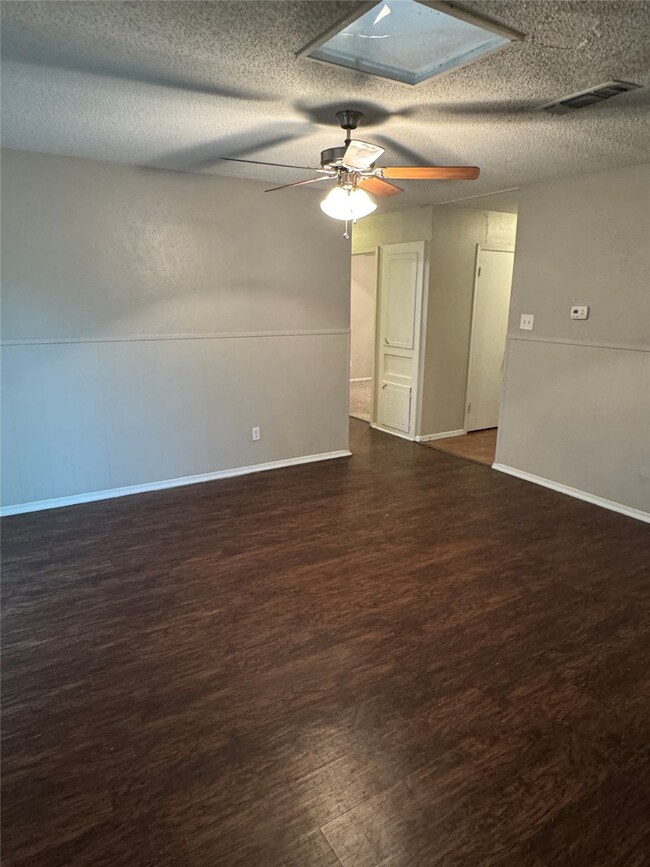 5408 Greenwood Way, North Richland Hills, TX 76180 - photo 3