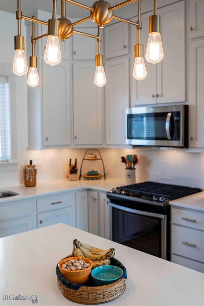 Rose gold hardware and fixtures on main