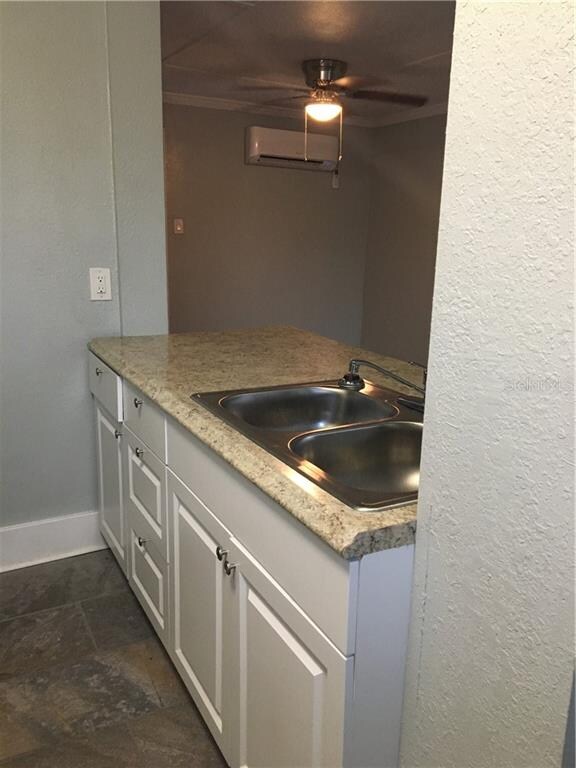 809 Turner St unit 3, Clearwater, FL 33756 - photo 5