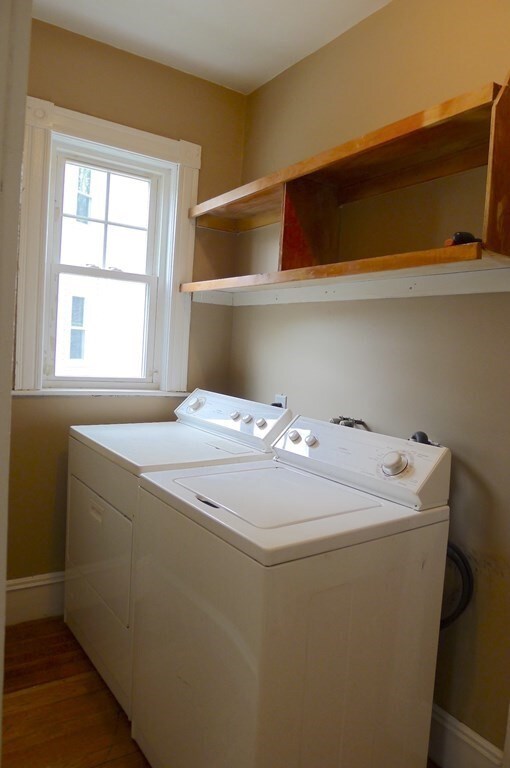 23 Broadway St unit 2, Newtonville, MA 02460 - photo 3