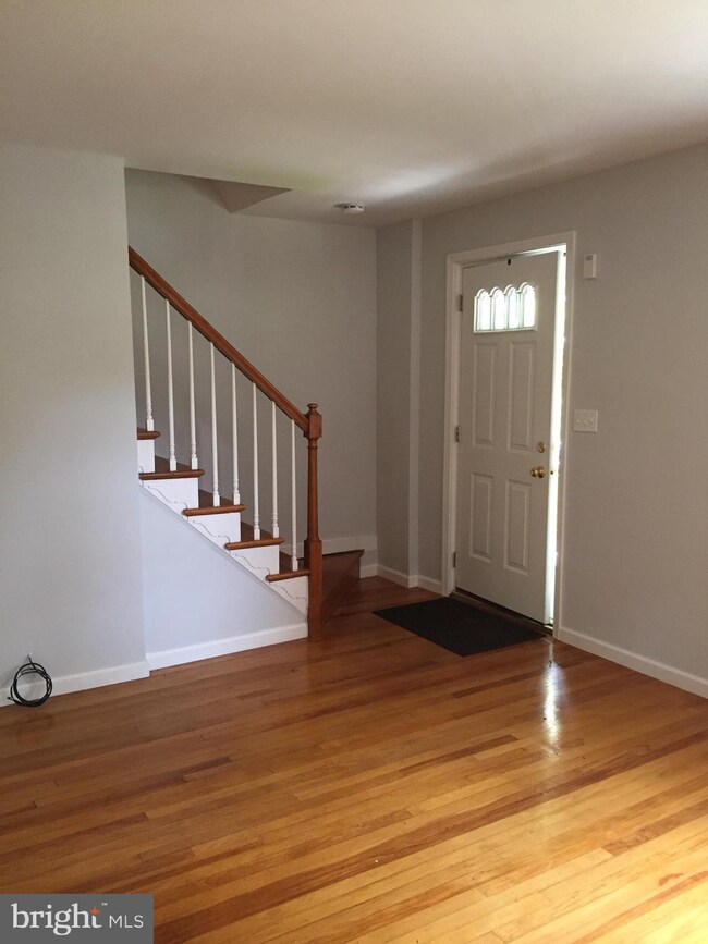 3708 Eastwood Dr, Baltimore, MD 21206 - photo 7