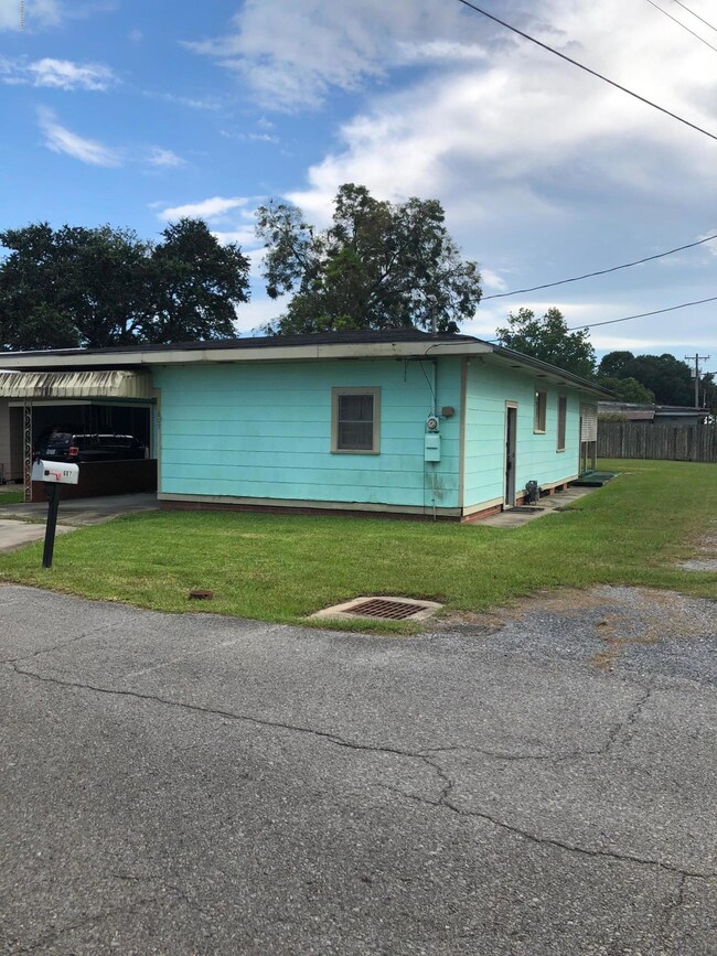 607 Jean Edias St, Abbeville, LA 70510 - photo 2