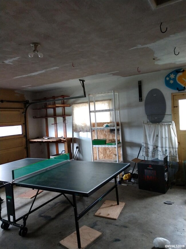 2075 E Ellendale Ave, Dallas, OR 97338 - photo 4