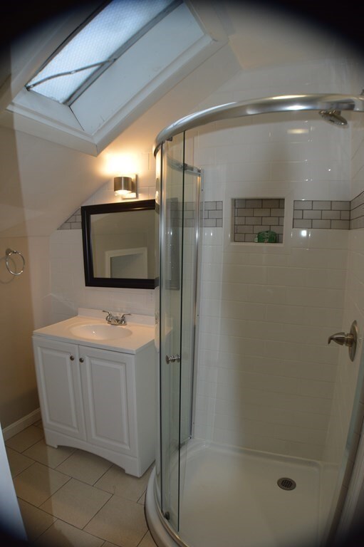 21 Humes St, Providence, RI 02907 - photo 2