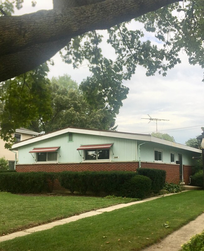 1360 S 2nd Ave, Des Plaines, IL 60018 - photo 7