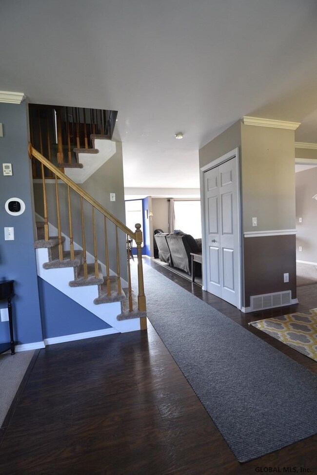 26 Oxford Dr, Saratoga Springs, NY 12866 - photo 3