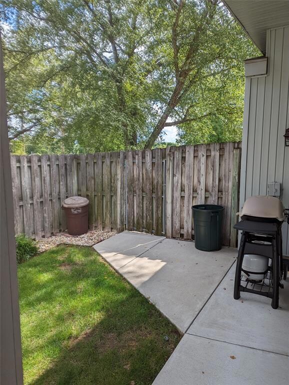 1050 Rocky Ford Rd, Columbus, IN 47203 - photo 4