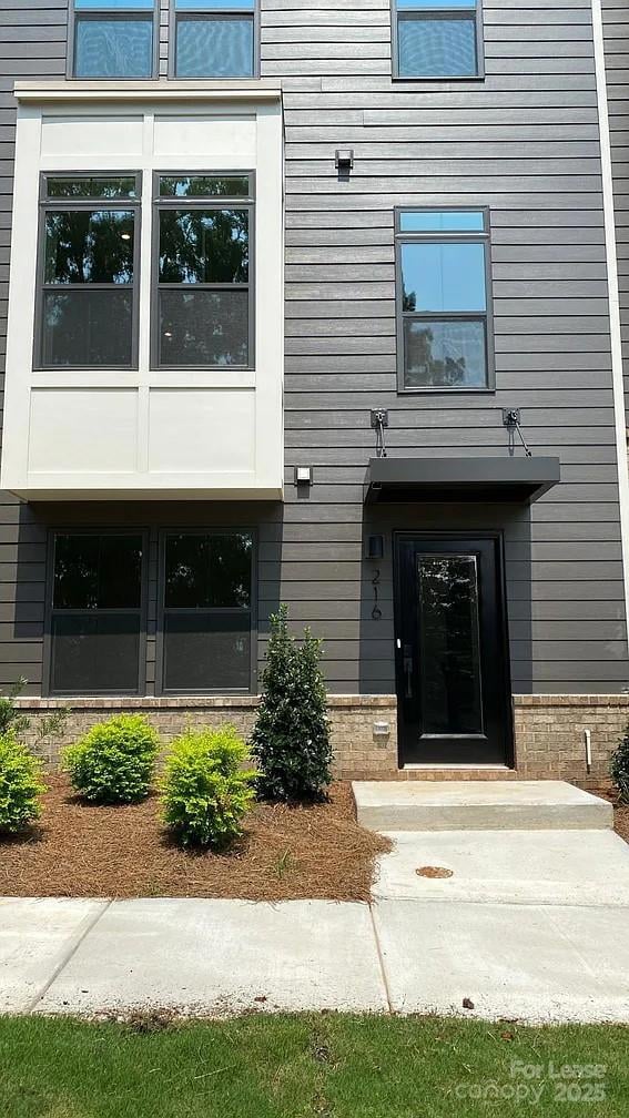 216 Russell Branch Ln, Charlotte, NC 28211 - photo 2