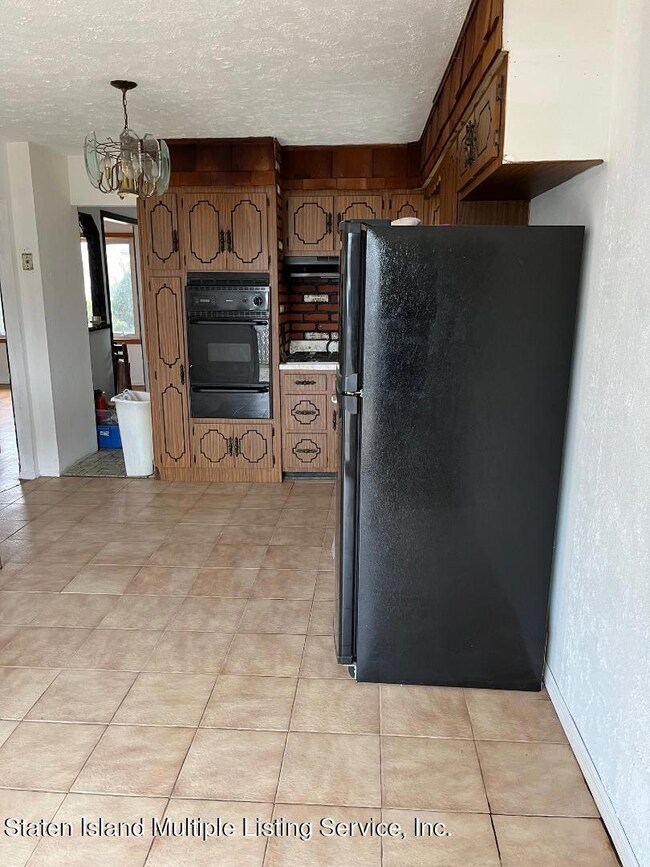 403 Montreal Ave, Staten Island, NY 10306 - photo 6