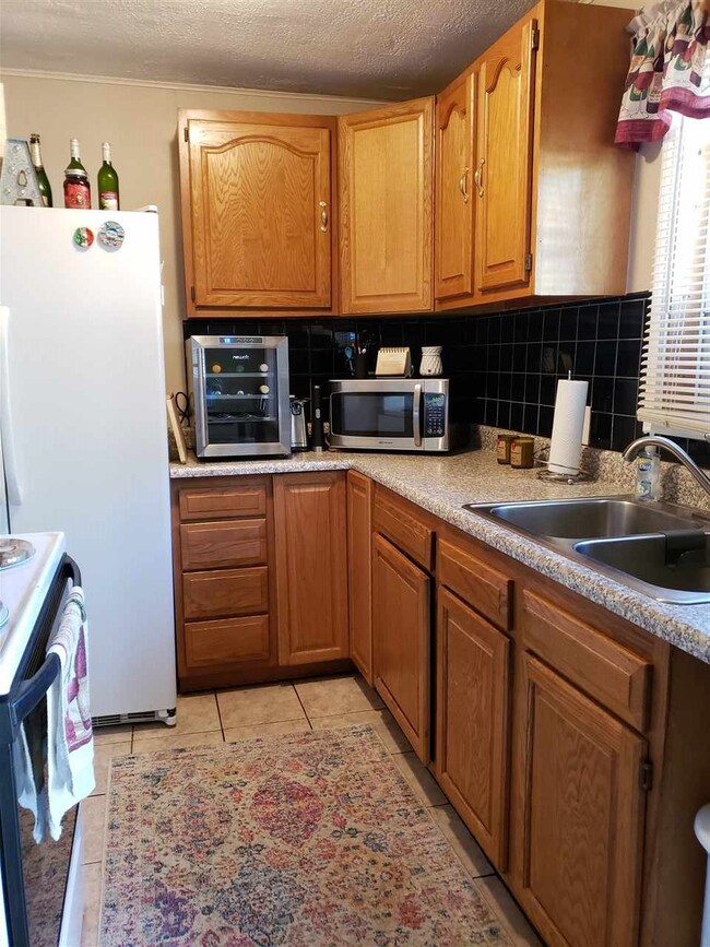 1101 E 33rd St, Marion, IN 46953 - photo 3