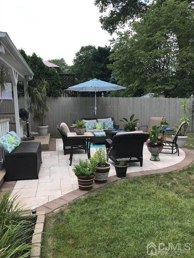 200 Cypress Dr, Colonia, NJ 07067 - photo 7