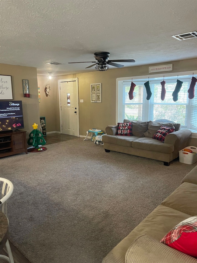 328 County Road 814 unit 328 County Road 814, Buna, TX 77612 - photo 5